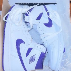 NIKE WMNS JORDAN HIGH 1 OG